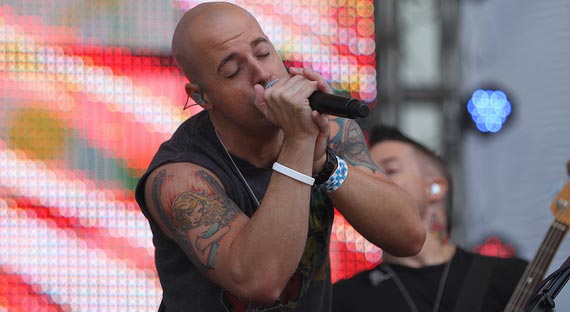 Daughtry Lines Up Tour Dates on Success of Debut Album