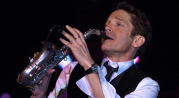 Dave Koz and Friends Kick Off Holiday Magic with Concert Tour