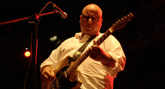 Frank Black Heads Out on Winter Club Tour in February