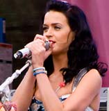 Bieber, Aguilera, Katy Perry to Perform at American Music Awards