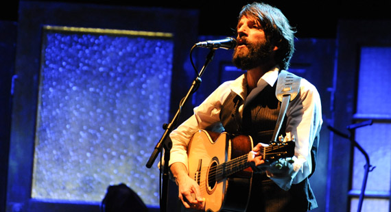 Concert Review: Ray Lamontagne at Cobb Energy Centre in Atlanta