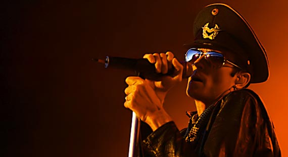Scott Weiland Plays ‘Purple,’ ‘Core’ on Solo Tour in March