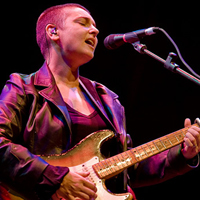 Sinead O’Connor Tour Crumbles Under Her Shaky Mental Health