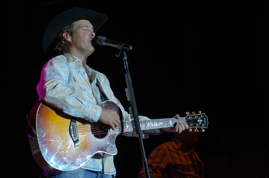 Clay Walker at Toadlick Music Festival