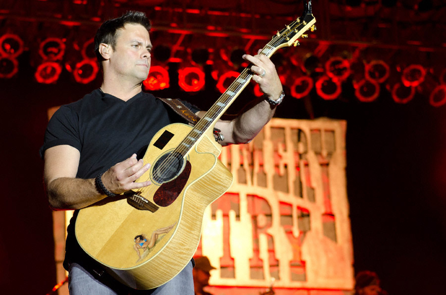 Montgomery Gentry at Toadlick Music Festival